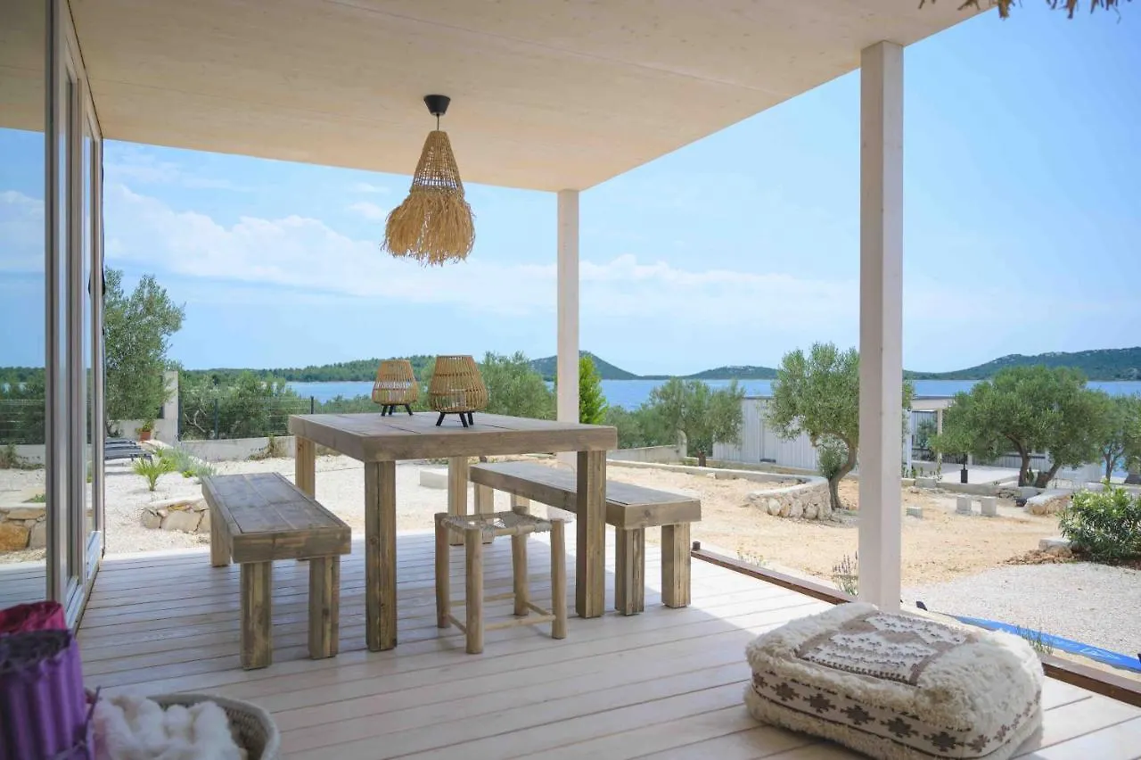 Buqez Eco Resort - Beach Villa 37 And 40 Pakostane