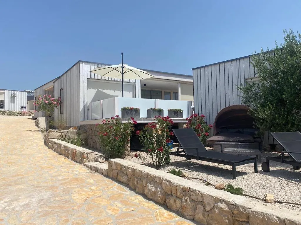 Buqez Eco Resort - Beach Villa 37 And 40 Pakostane